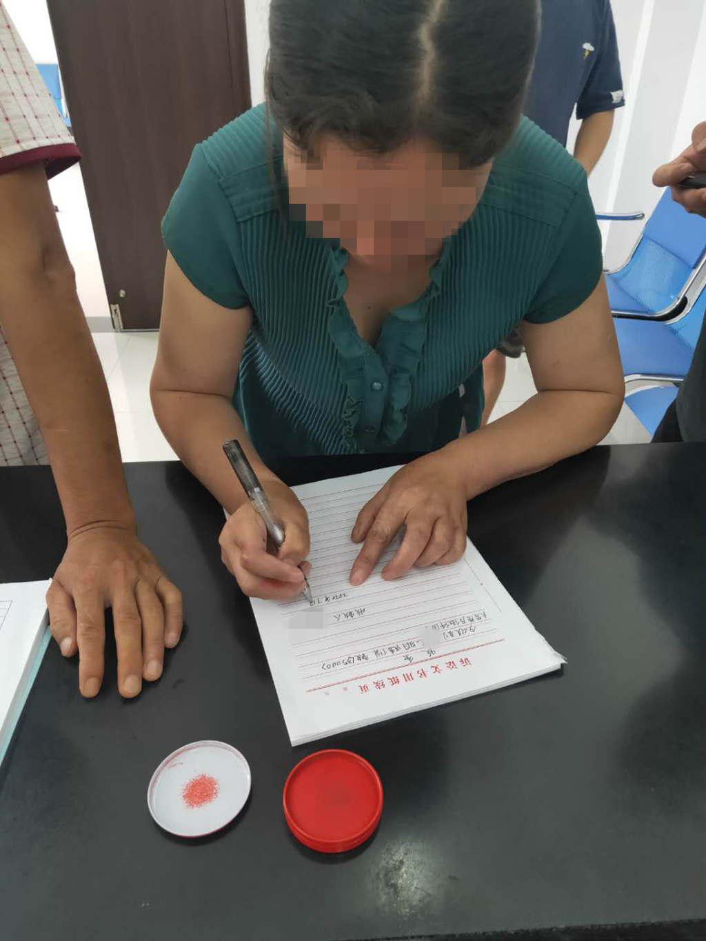 联防联调解纠纷  多元途径化矛盾1.jpg