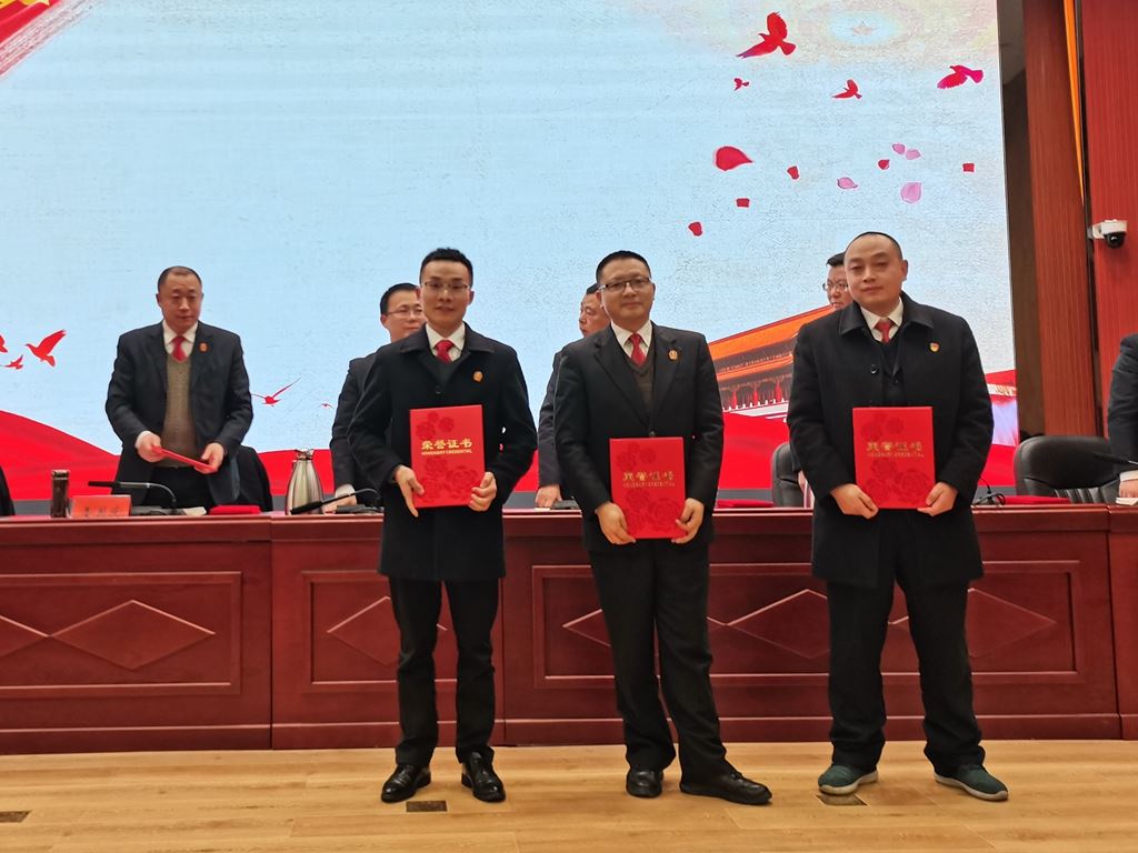 微信图片_20220127160000_副本.jpg